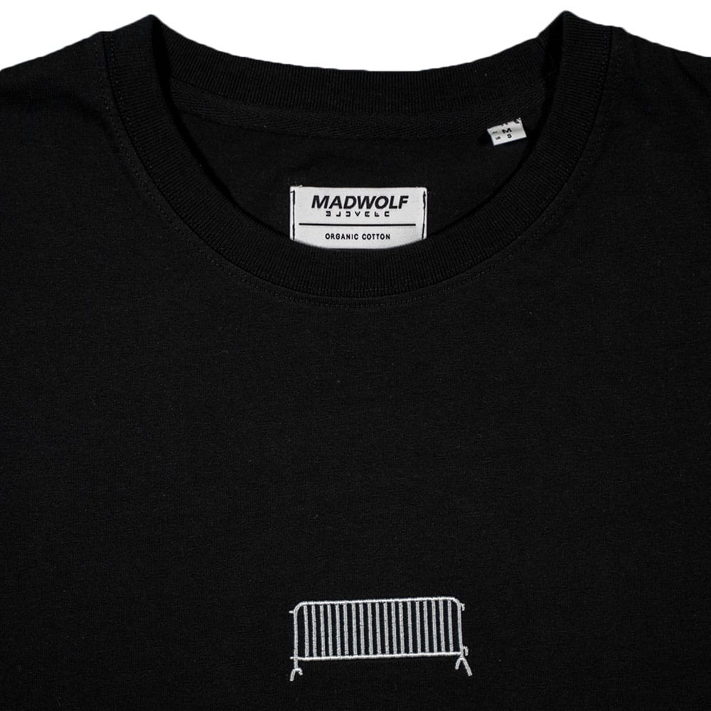 Close-up front view Dranghek t-shirt